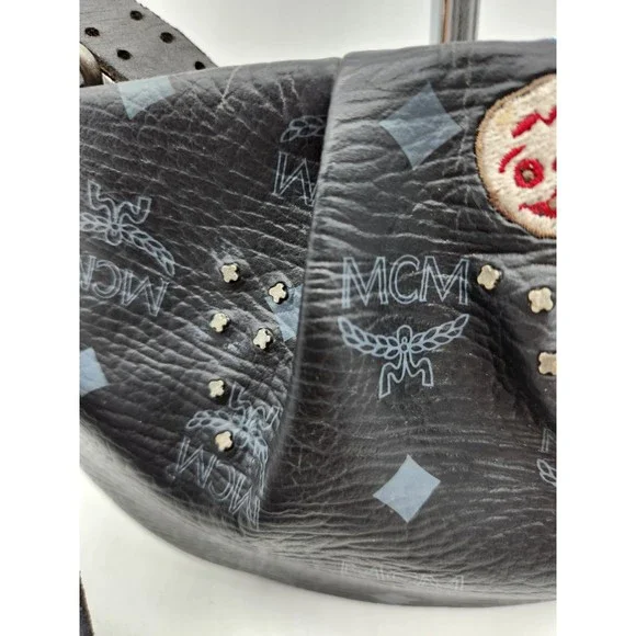 ❤️SOLD❤️*RARE* MCM Studded/Embroidered Wristlet 439MCMXEA - Picture 11 of 11